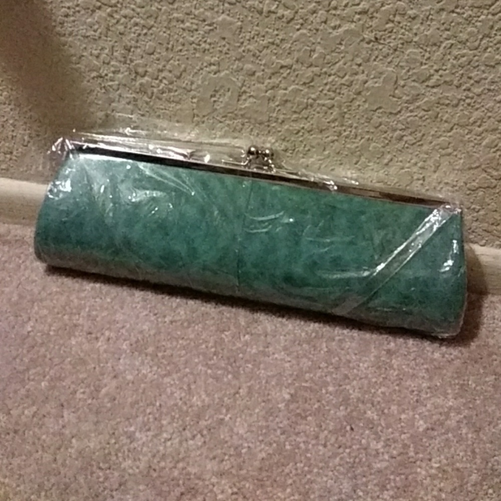 Clutch purse